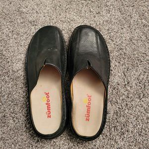 Zumfoot open back shoes Black Size 10